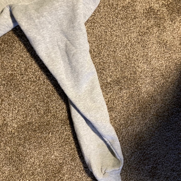 xl Rockhurst university sweatshirt - Picture 3 of 8